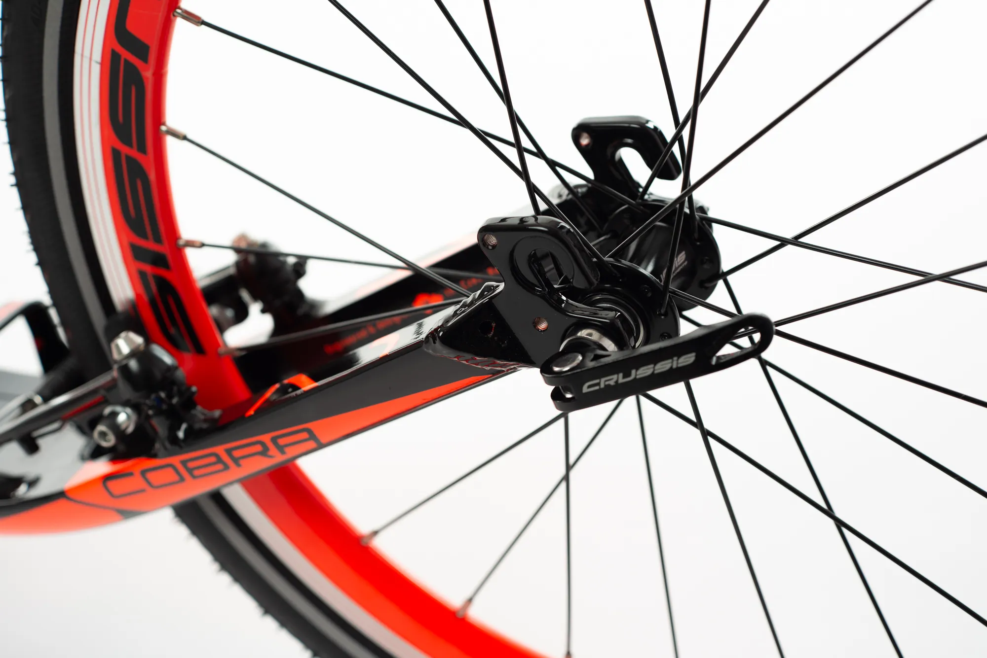 CRUSSIS COBRA 4.2-3 výška nášlapu