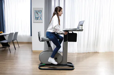 Sportujte i za klávesnicí s eKinekt Bike Desk!