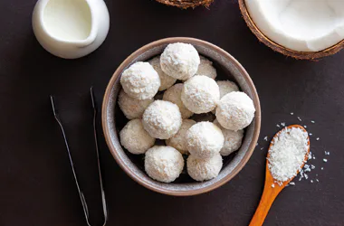 Jednoduché a zdravé Raffaello kuličky