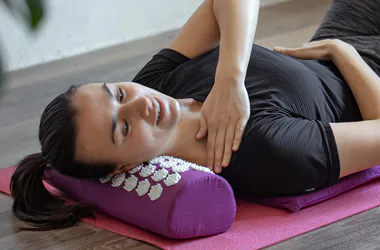 Akupresurní podložky na bolesti páteře, hlavy i nohou