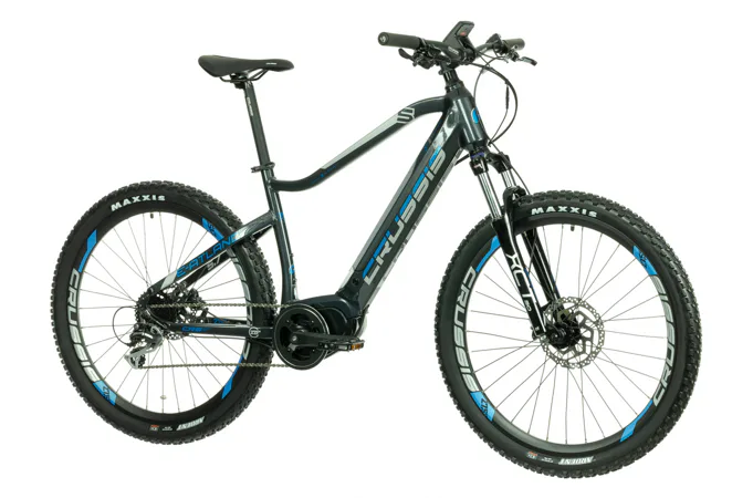 CRUSSIS e-Atland 5.7 13 Ah 18" černo-modrá 2022