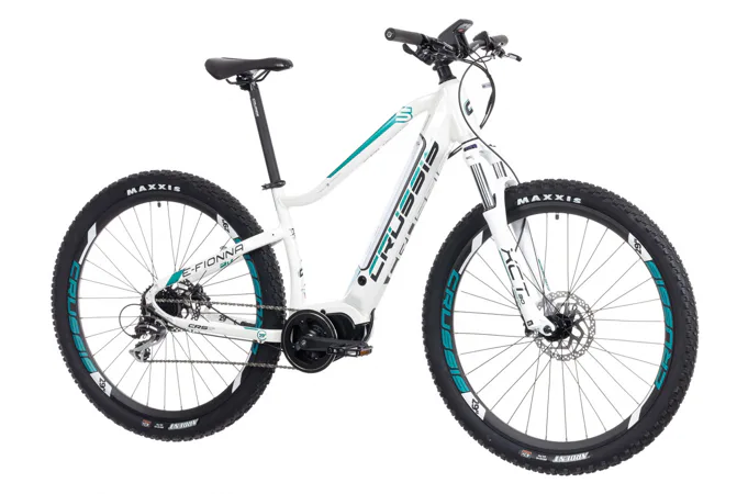 CRUSSIS e-Fionna 5.7 13 Ah 19" bílo-modrá 2022