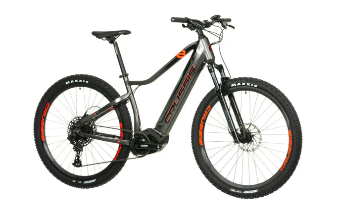 CRUSSIS PAN-Largo 8.8 20" šedá 2023