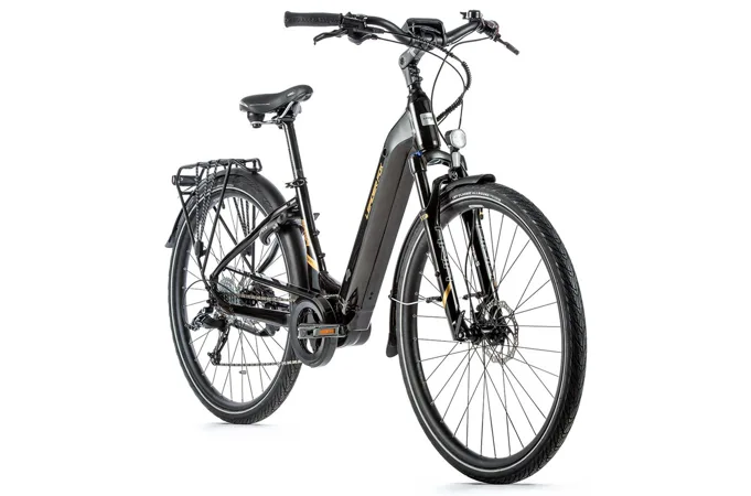 LEADER FOX SAGA-2 20" /28"/ černá 2021