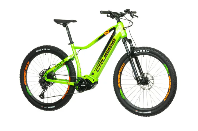 CRUSSIS PAN-Atland 8.8 18" zelená 2023