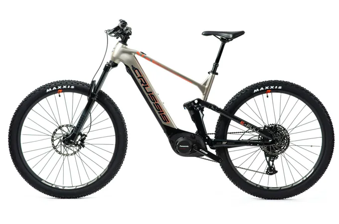 CRUSSIS e-Full 10.9-M 20 Ah 19" černo-stříbrná 2024