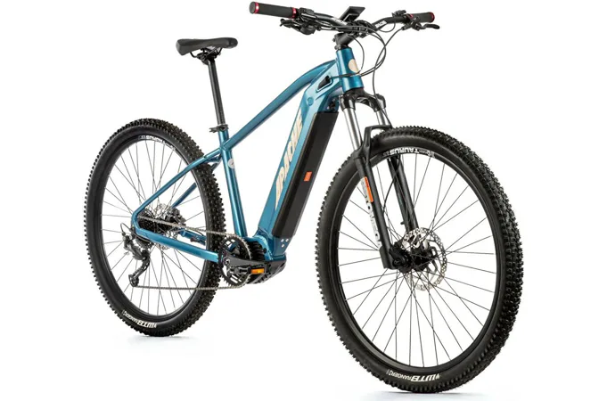 APACHE Hupahu MX3 510 18,2 Ah 17" (M) modrá 2024