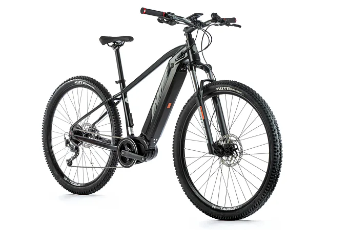 APACHE Hupahu MX3 400 18,2 Ah 17" (M) černá 2024