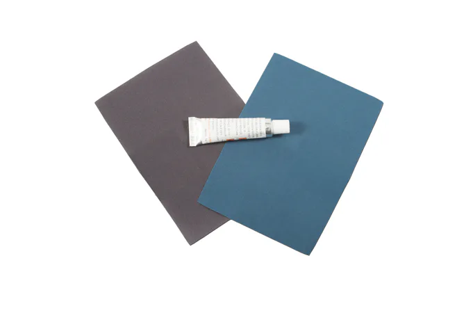 Sada pro opravy karimatky YATE  (lepidlo + záplaty)