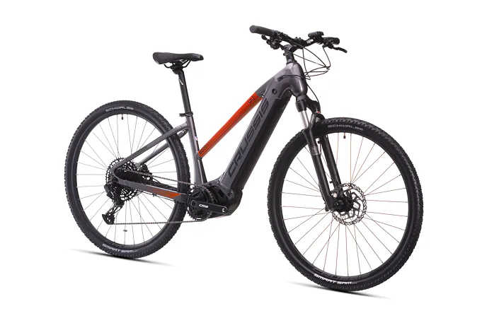 CRUSSIS e-Cross low 9.11-715 Wh 16" šedo-červená 2026